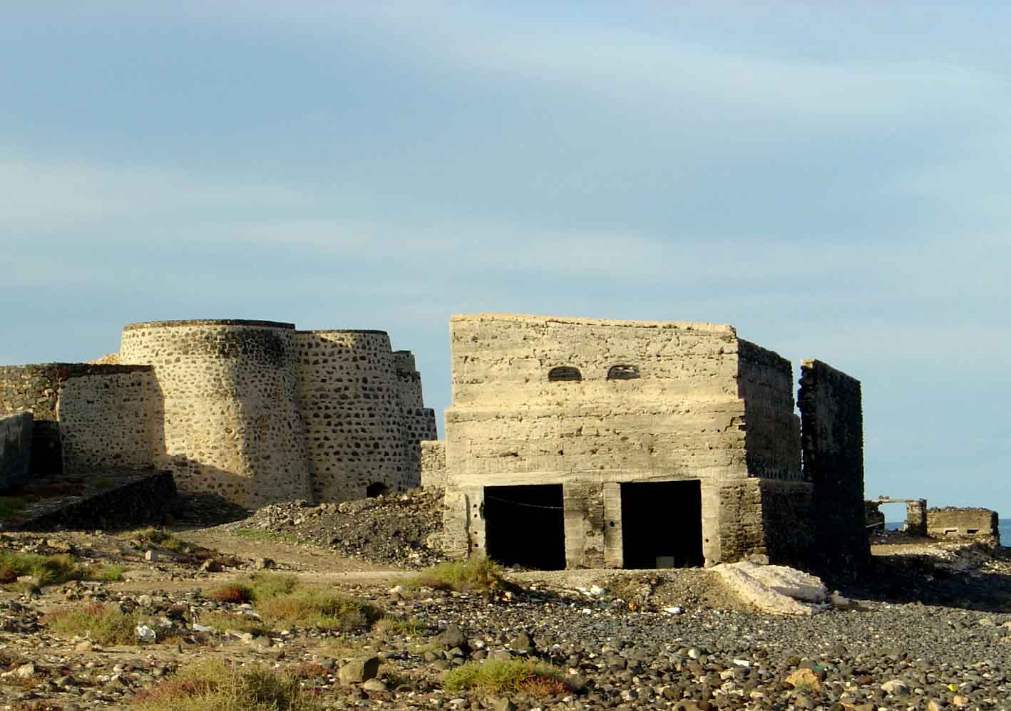 Fuertecharter | Fuerteventura History: lime kilns