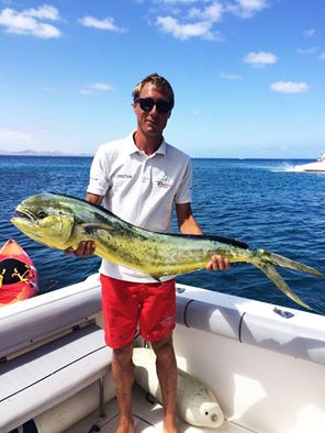 Excursiones Fuertecharter | Dorado en Fuerteventura